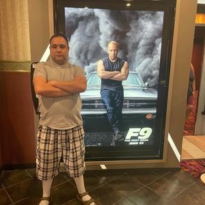 Meet your Posher, Henry